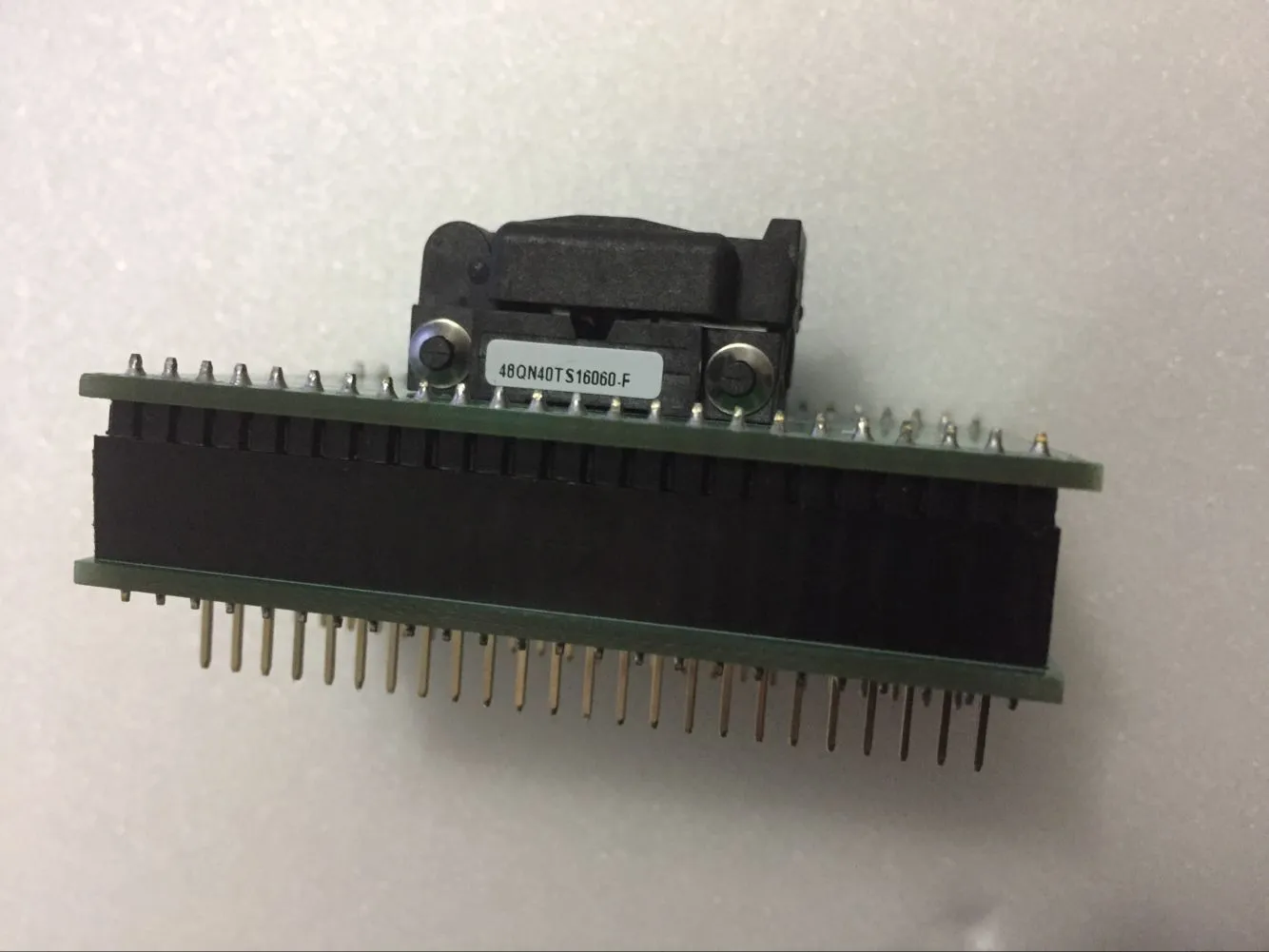 48QN40TS16060 Test IC e presa burn-in QFN48 TO DIP Adattatore di programmazione QFN48P Passo 0,4 mm