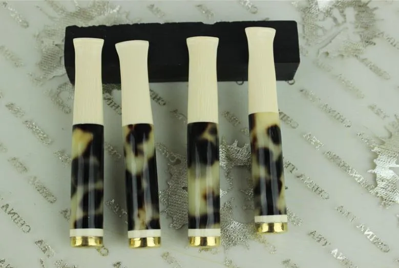 Snow mountain amber jade pipe fittings can be cleaned cycle type cigarette set cigarette holder.