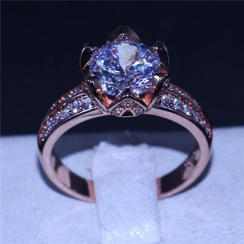 Lotus Style Vrouwelijke Mode-sieraden Rose Gold Filled 3CT Dionique CZ Engagement Wedding Band Ring voor vrouwen
