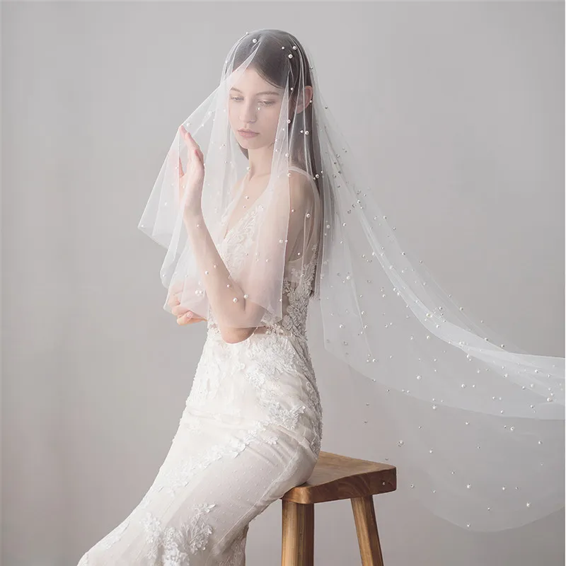 Ivory Beaded Pearls Wedding Veils Long Bridal Veil with Comb Wedding Accessories Bride Mantilla Wedding Veil