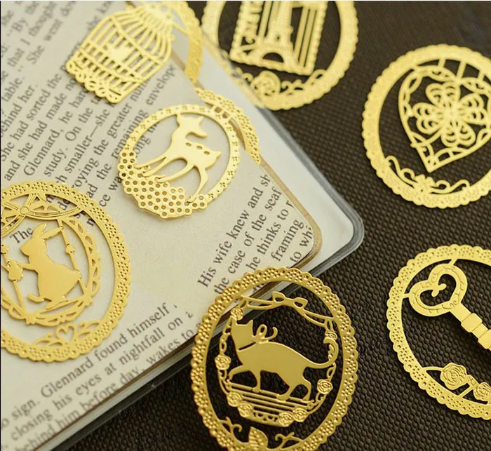 Cute Gold Metal Bookmark Moda BirdCage Crown Cat Klipsy do książek Papier Kreatywny Produkty Papeteria