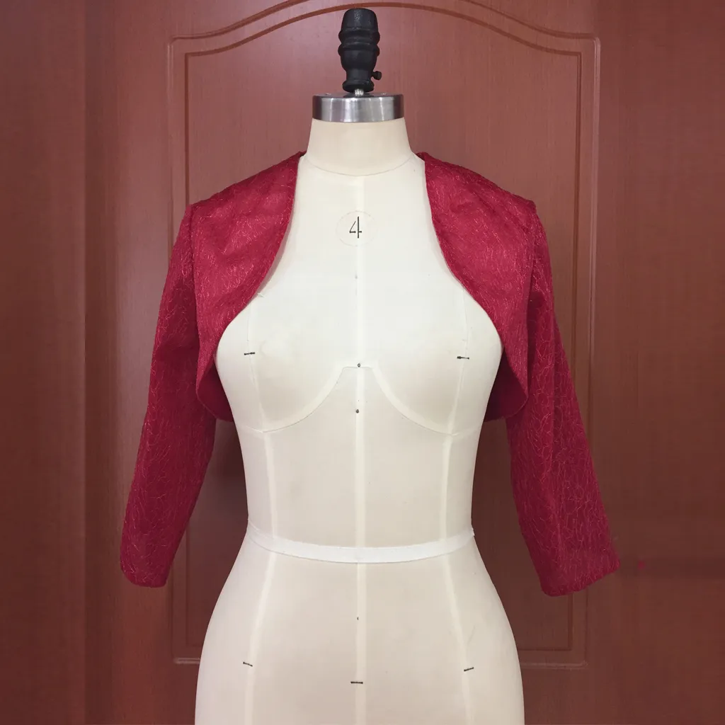 Burgundy Wedding Bridal Bolero Jacket Cap Wrap wzruszanie Ramiczne Tanie Z Długim Rękawem Front Otwórz czyste Koronki Kurtki Do Wesela Bride Conference