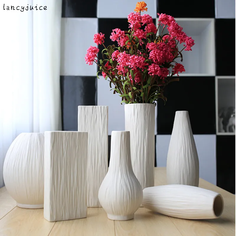 オンラインストア在庫 家の装飾のための結婚式の花の花瓶ヨーロッパの陶磁器の花の花瓶モダン 卓上花瓶 磁器花瓶の装飾 ヴァソ 動きをウクライナ侵攻 Agroconserg Achic Com Pe
