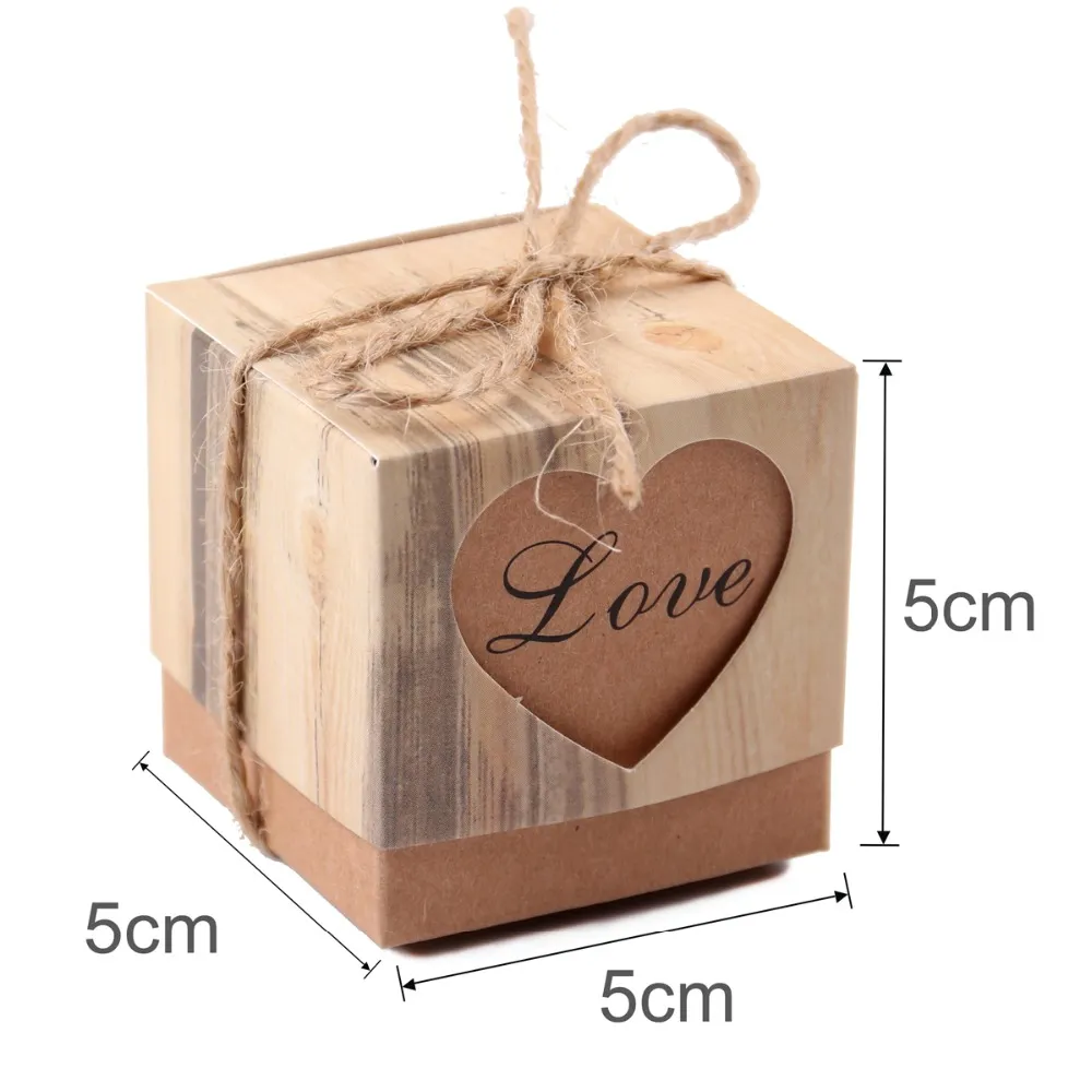 Vintage Kraft Paper Hollow Out Love Heart Favor Gift Box Bröllopsfödelsedagsfest Handgjorda Tvål Smycken Candy Wrap Packaging Boxes