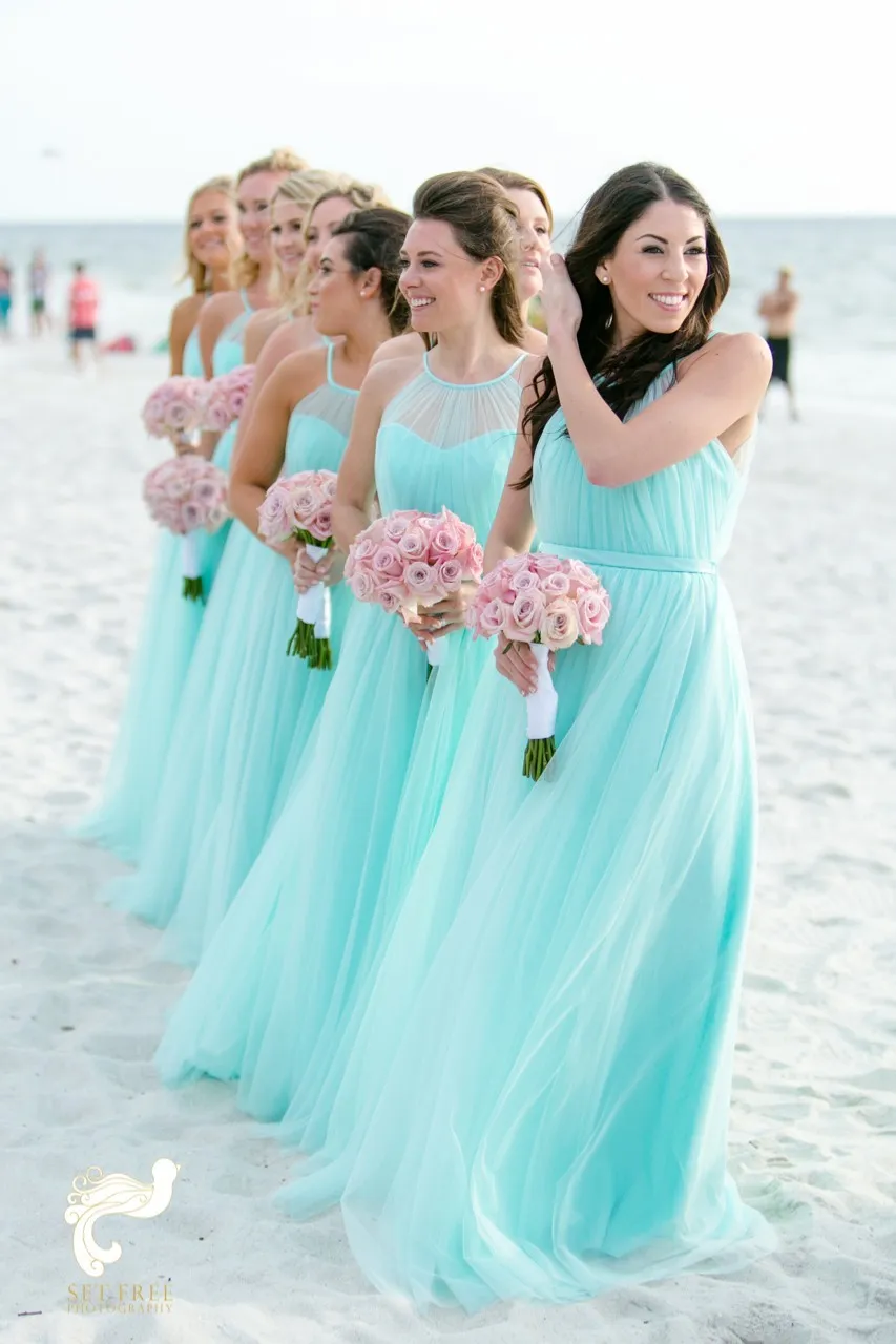 Mode Licht Turquoise Bruidsmeisjes Jurken Plus size Strand Tule Goedkope Bruiloftsgast Feestjurk Lange Geplooide Avondjurken227e