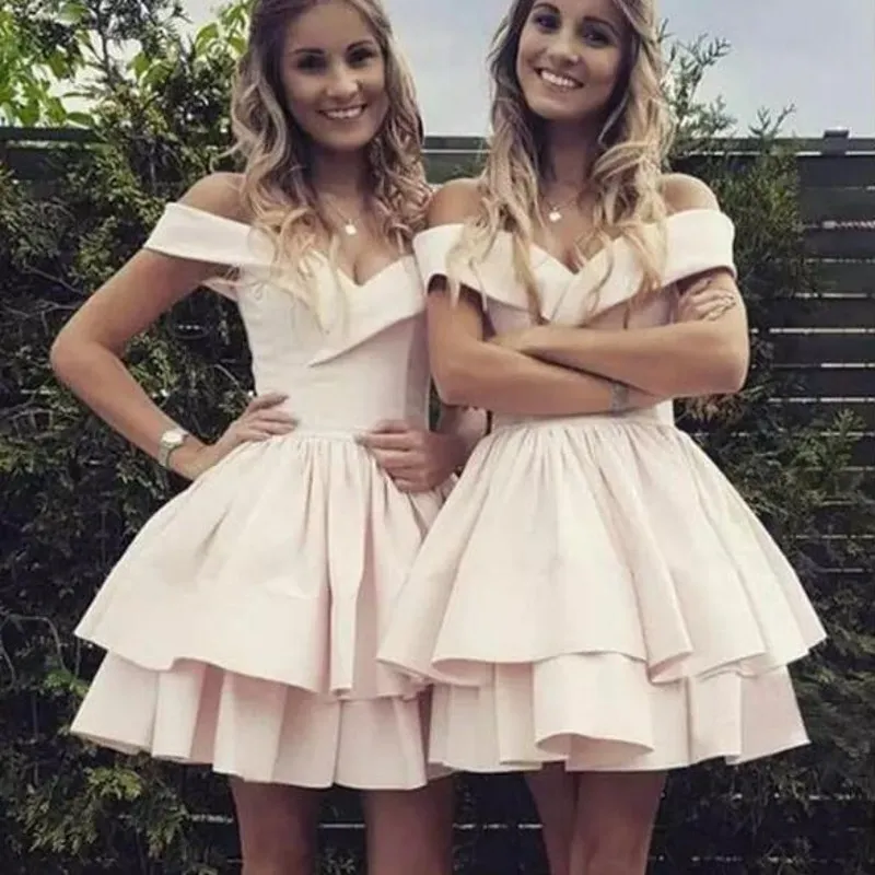 Vestidos de damas de honor cortos para 15 años deals