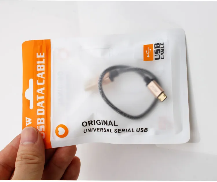 Retail 150100mm OrangeBlueredGreen dragkedja förpackningspåsar Häng hålplastpolypåsar för 1 meter USB -kabel1826105