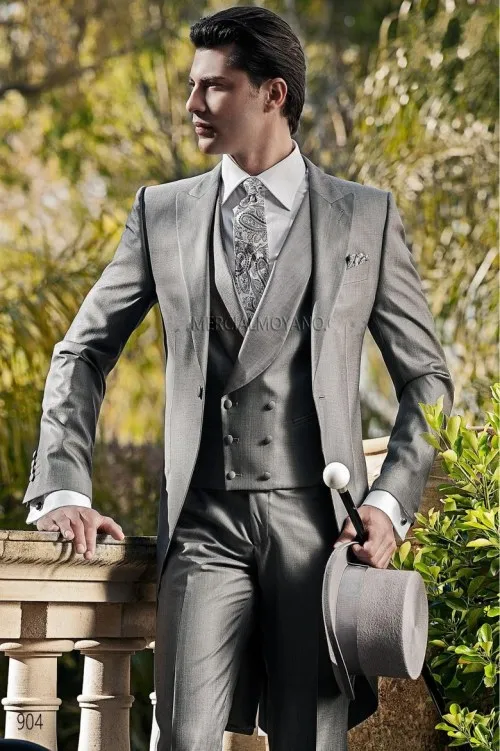 HOT Classic Design Peaked Lapel Back Vent Light Grey Tailcoat Men Party Groomsmen Suits in Wedding Tuxedos Jacket Pants Tie Vest NO 283