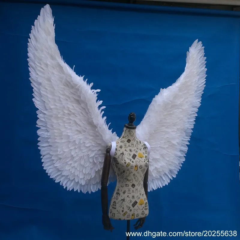 Costume ailes de plumes d'ange blanc pour Cosplay Exposition d'automobile Décorations de fête de mariage Affiche la photographie Accessoires de tir de jeu