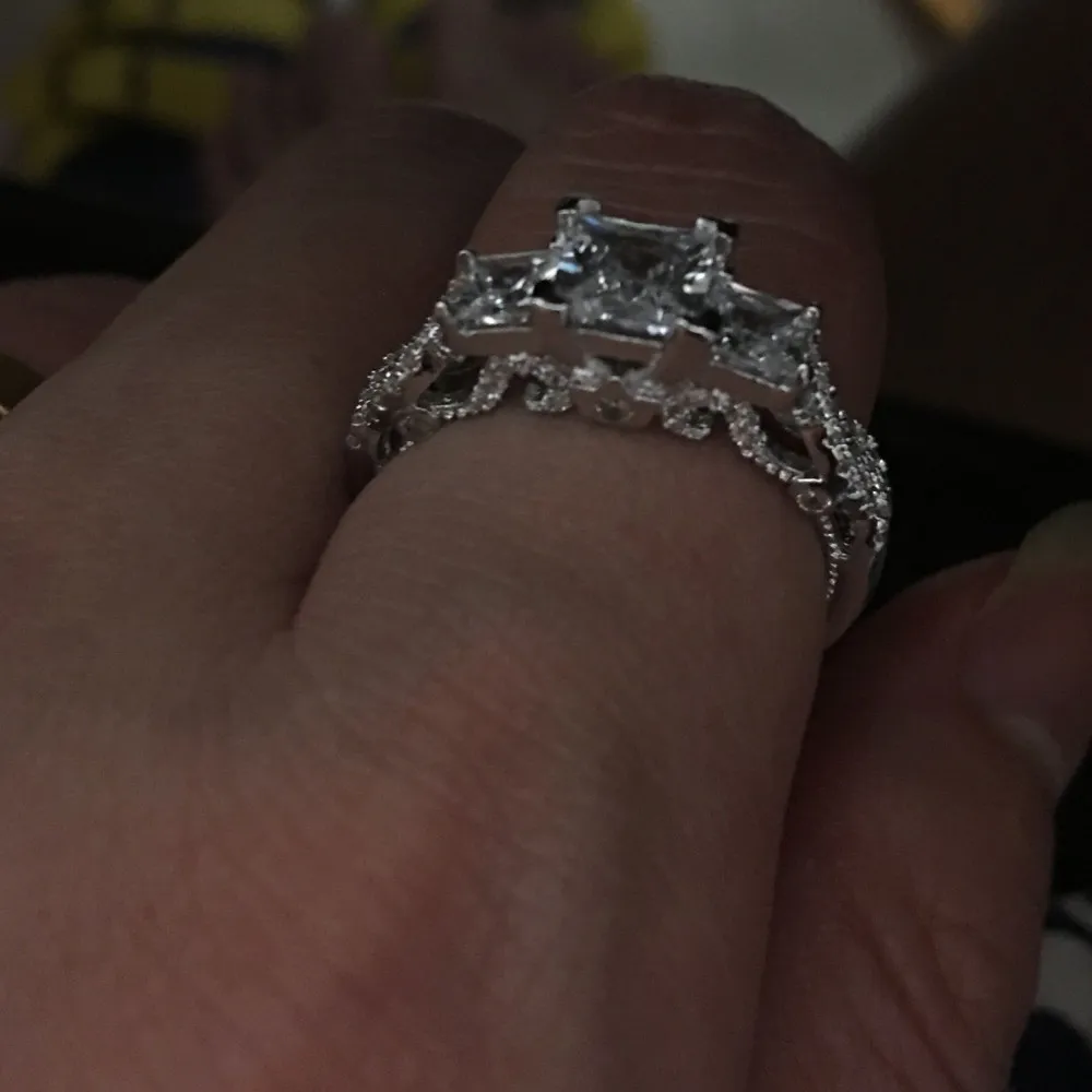 2016 Anello vintage da donna Anello da fidanzamento in argento sterling 925 con diamante a tre pietre fatto a mano da 2 carati le donne
