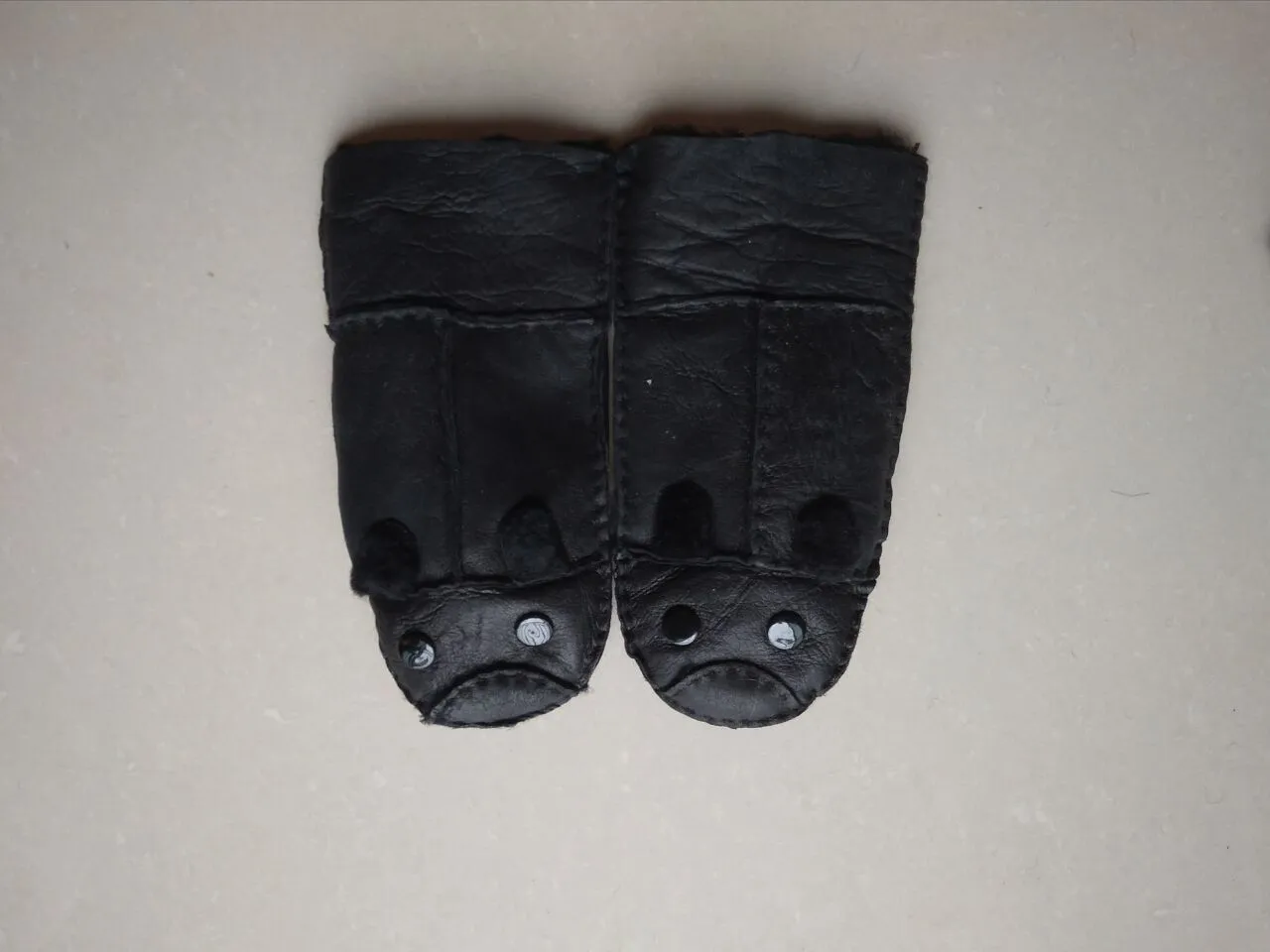 2018 New Winter Kids Wool Gloves Warm Leather Gloves High Quality 100% Genuine Wool
