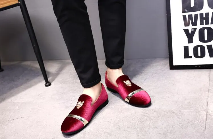 fashion men party wedding handmade loafers men velvet shoes with tiger and gold buckle men dress shoe men's flats N144