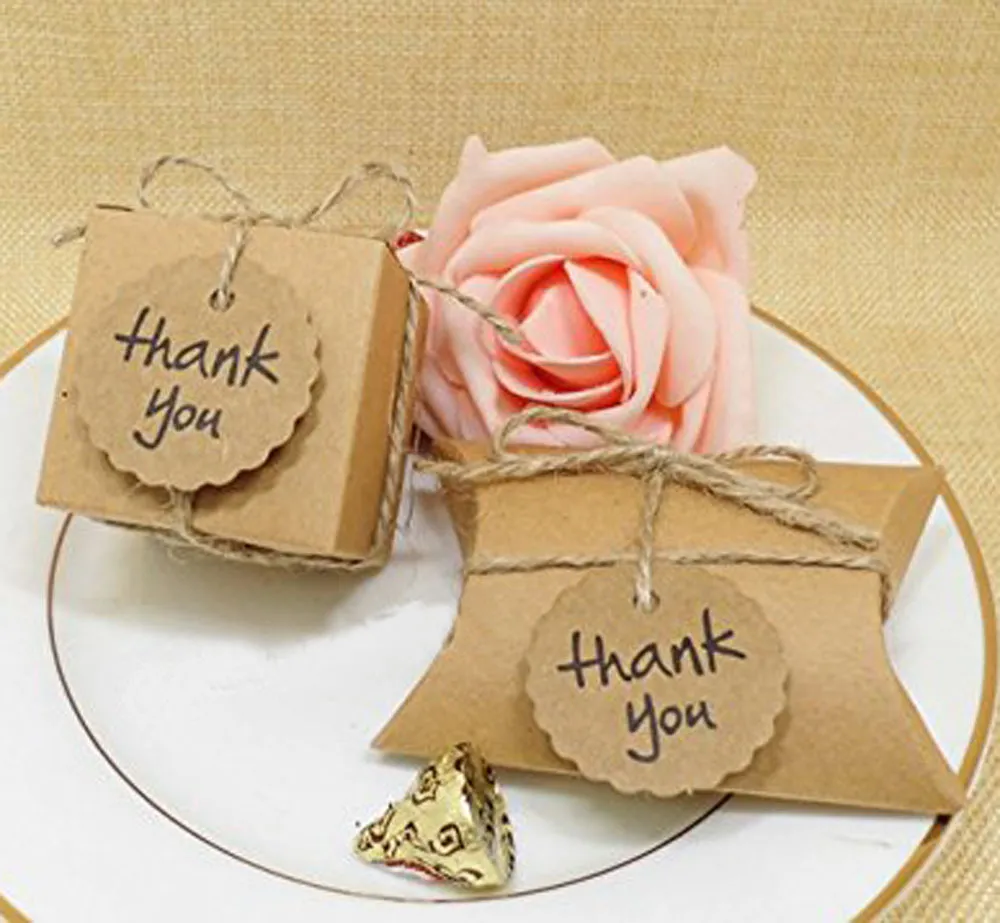 50pcs/lot Kraft Paper Pillow Candy Box Wedding Favors Gift Candy Boxes With Tags Home Party Birthday Supply