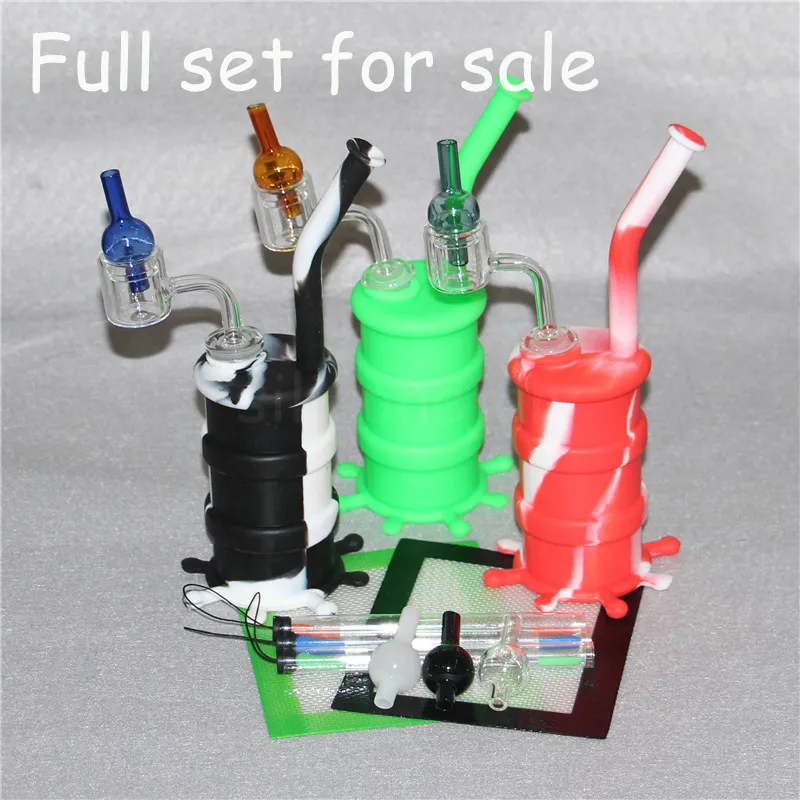 Heißer Verkauf Shisha Bongs Silikon-Wasserpfeife mit doppelwandigem Quarz-Banger + Glas-Carb-Kappen + Silikonmatten Wachs-Dabber-Werkzeuge Dab-Rig