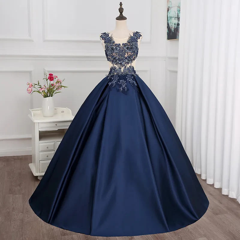 Modest Prom ROBE Robe de Bal Scoop Sheer avec Appliue perlé robes de soirée Dark Navy Accepter Custom Made