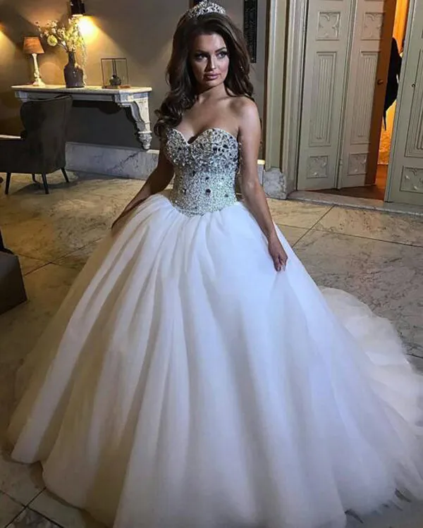 Sparkly Beaded Crystals Bodice Sweetheart Sleeveless Stunning Puffy Tulle Ball Gown Wedding Dresses Bridal Gowns with Sweep Train