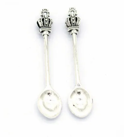 30PCS Alloy Crown Spoon Charms Antik Silver Charm Pendant för halsband Smycken Göra fynd 59x11mm