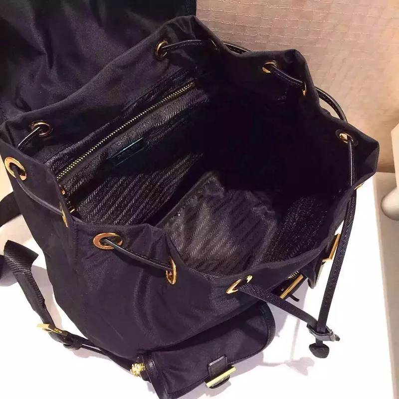 Sac a dos plecaki kobiety luksusowe designerskie torby na ramię torebki torebki laptopa plecaki pakiet vintage messenger szkolny torba Parachute Tkanina Lady torebka