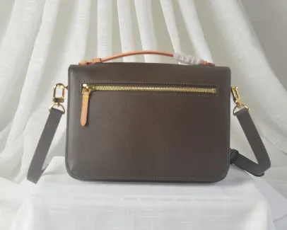 Lyx Brown Mono Fashion Classic Lady Bag Leather Pochette Axel Crossbody M40780 European Business Handväska