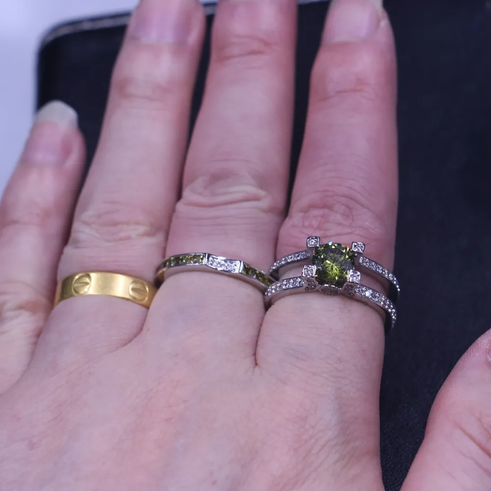 Vintage Smycken Bröllopsband Ringar för Kvinnor Män 3ct Olive 5A Zircon CZ 925 Sterling Silver Birthstone Kvinna Ring Bridal Set