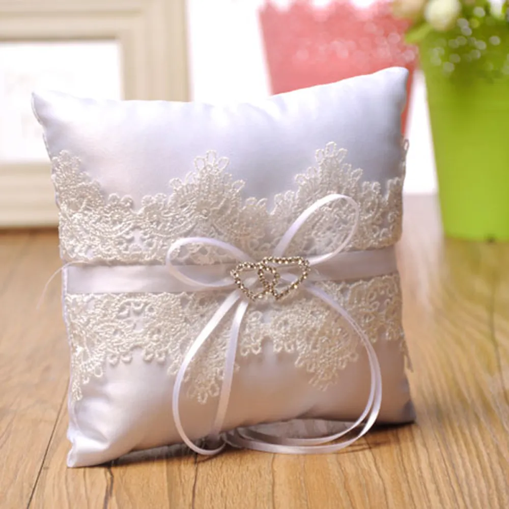 Feis Whole Double Heart Lace Pillow Polyester Rose Ringハート型リングボックスウェディングサプライウェディングアクセサリー328y