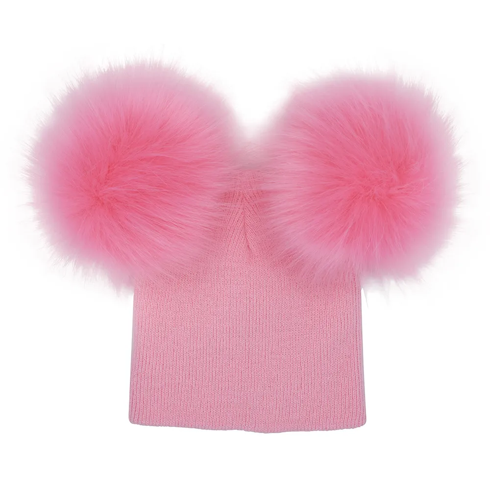 Partihandel Kids Pom Pom Winter Knit Beanie Fotografi Faux Fur Hat Knit Cap Vinter Utomhus Varma Hattar Med Dubbel Fur Bollar På Top