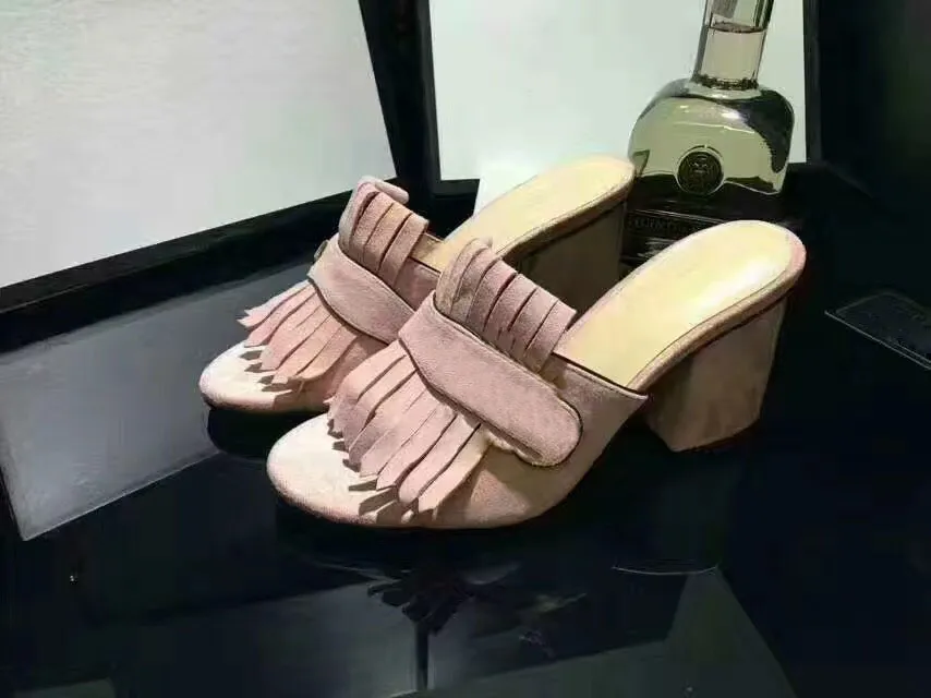 Yeni Avrupa Marka Moda Mensstriped Sandallar Nedensel Slip Olmayan Yaz Huaraches Terlik Flip Flops Terlik Kalitesi 35-40260V