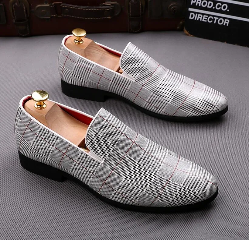 Designer di marca da uomo scarpe casual a quadretti appartamenti lussuosi fatti a mano mocassini alla moda da uomo 1N30