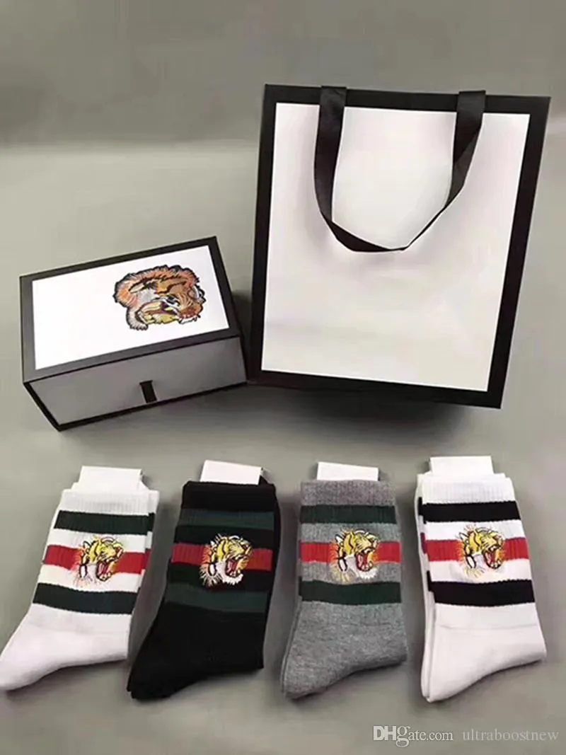 Herren-Designer-Socken mit Tiger-Stickerei, 2 weiß + 1 schwarz + 1 grau, mit Originalverpackung, gestreifter Jacquard, Unisex-Sportsocken aus Baumwolle, 4 Paar/Karton