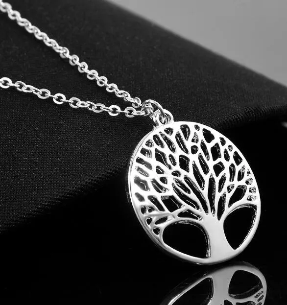 Tree Of Life Pendant Necklace Fashion Silver Wish Women Hollow Sweater Collarbone Chain Necklace Valentine Jewelry Accessory Gifts