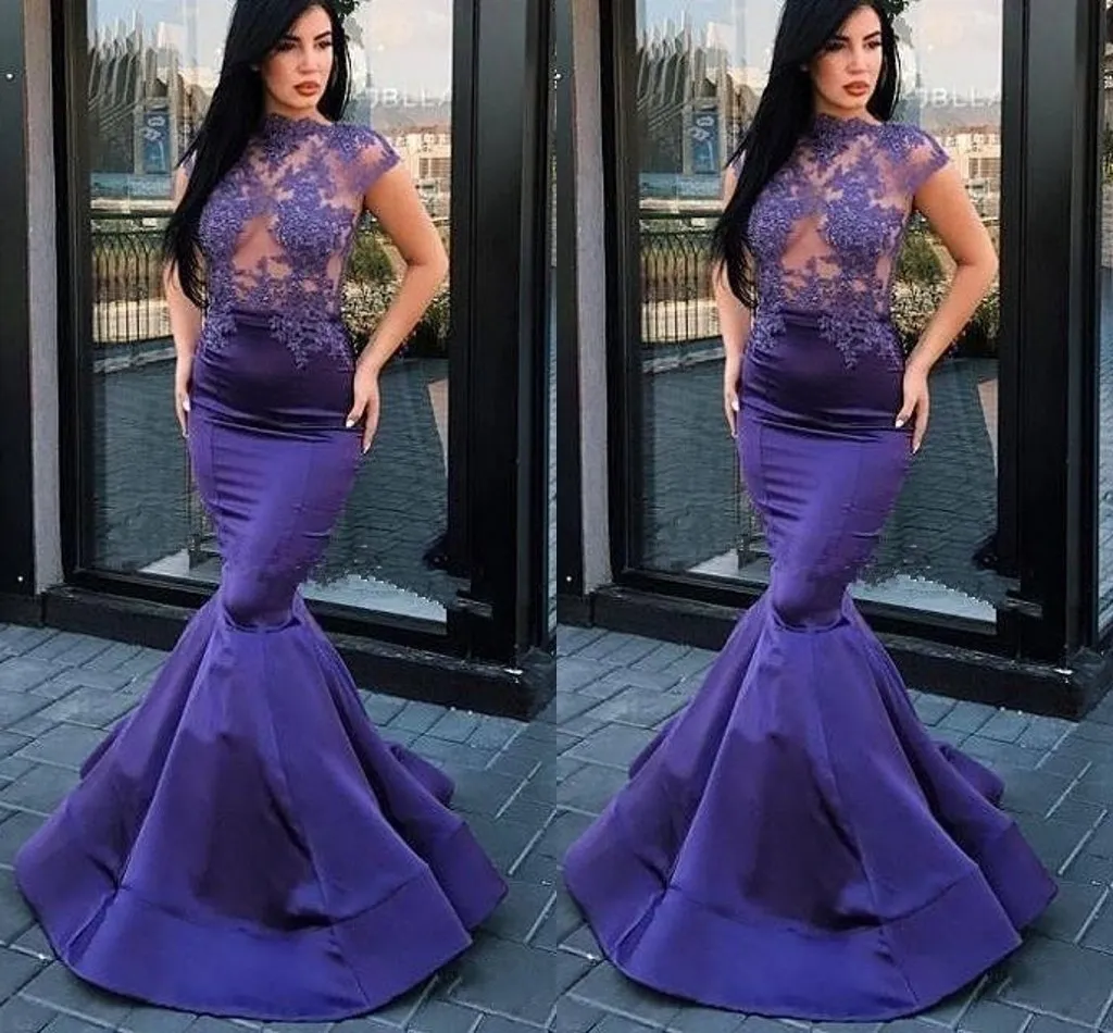 2018 Vestidos de baile Púrpura Cuello alto Árabe Mangas casquillo Apliques de encaje Ilusión Sirena Satén Tallas grandes Vestido de noche Vestidos de fiesta Vestidos de desfile