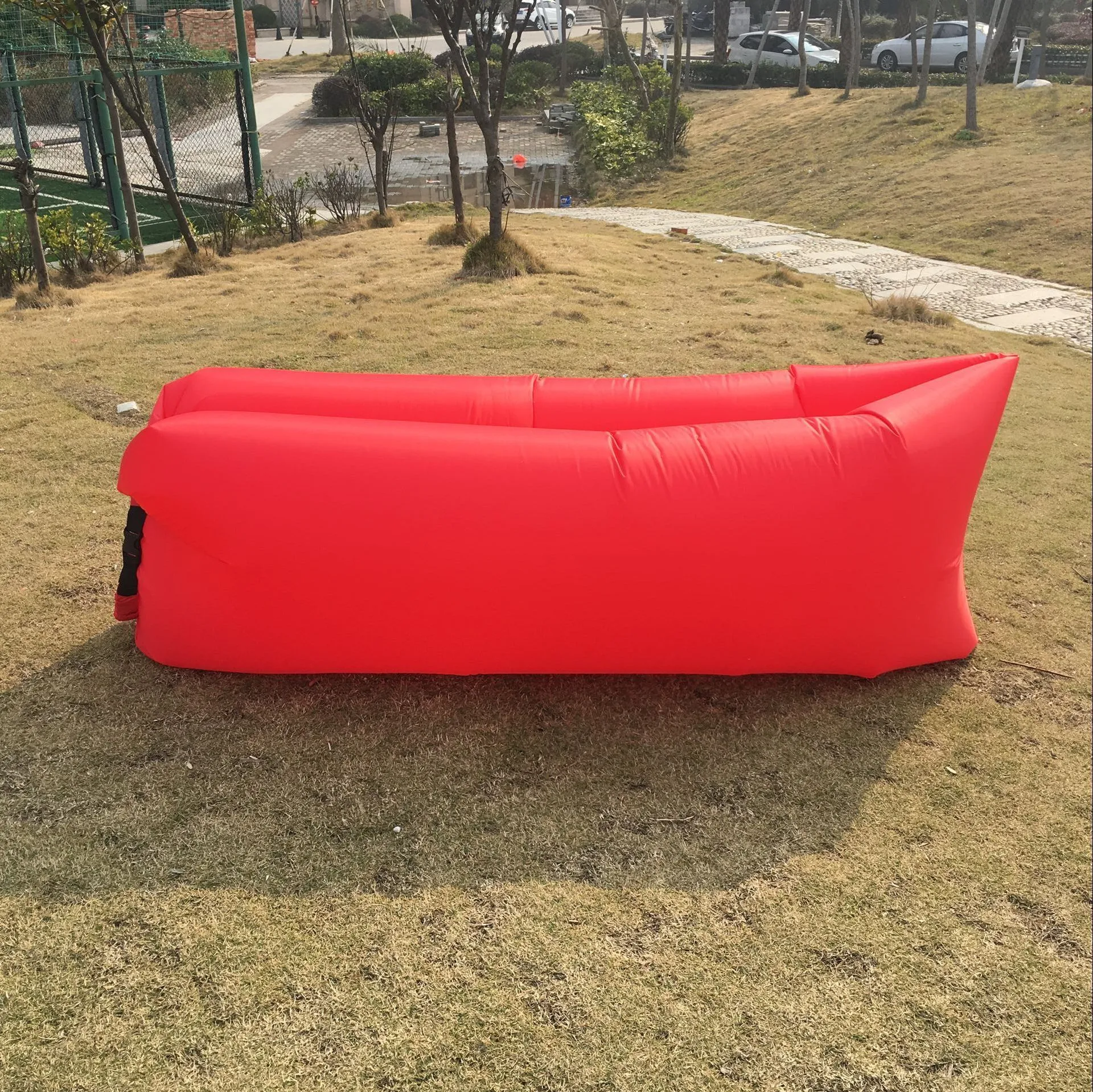 10 Färgglada Utomhus Vattentät Airbed Fast Inflatbale Sunbathing Nylon Tyg Lätt sovsäck Airbädds soffa, soffstol, uppblåsbar säng