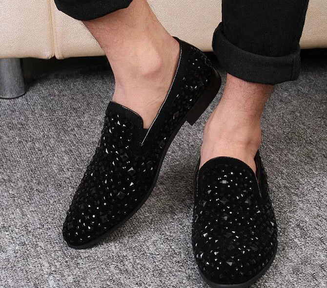 Neue Löwenzahn Spikes Flache Lederschuhe Strass Mode Herren Loafer Kleid Schuhe Slip On Casual Diamant Spitze Zehen Schuhe, größe 38-43