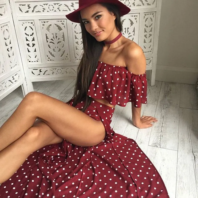 Abiti casual da donna 2018 con spalle scoperte Abito lungo rosso vintage a pois Abito lungo estivo in chiffon con volant Abiti da spiaggia sexy Vestidos