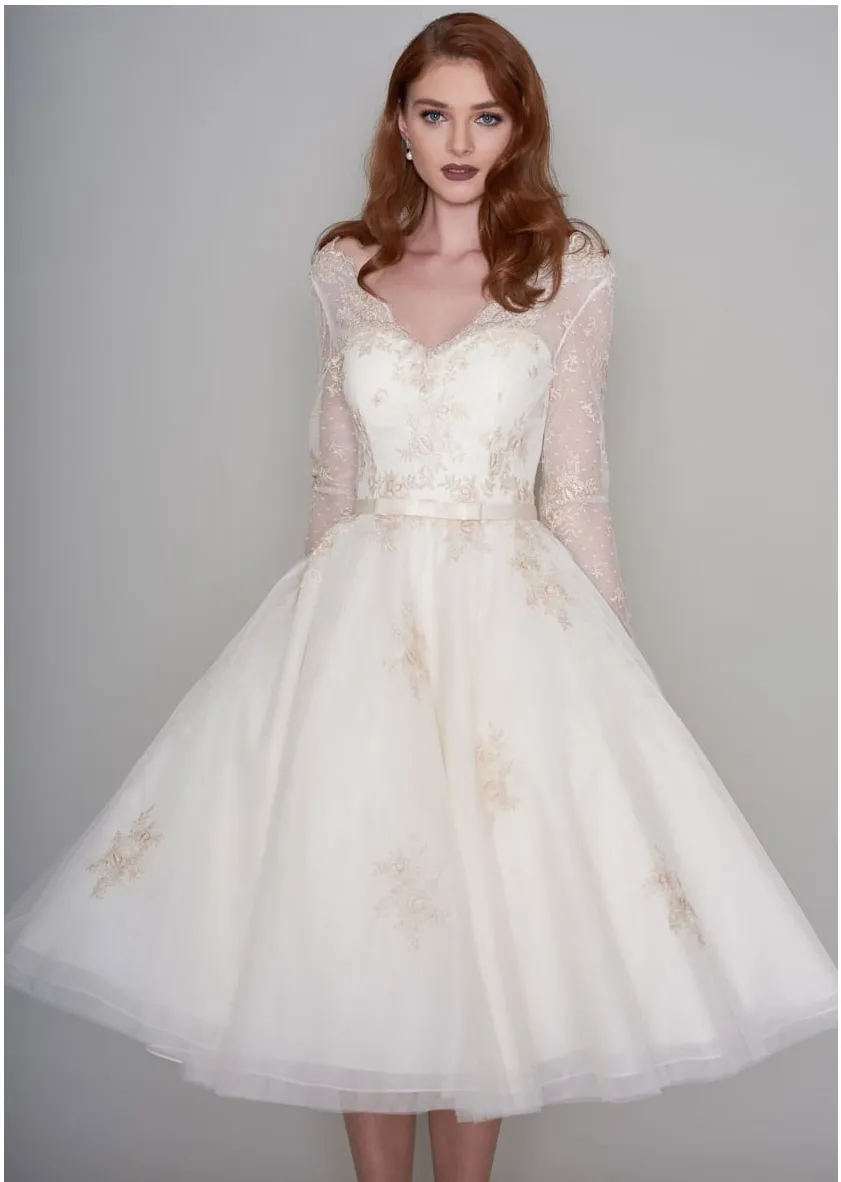 A-Line Long Sleeve Knee Length Wedding Dress with V-Neck Lace and Low Back  Zipper for Women from Dhgate A-Line Wedding Dresses - price 95.26