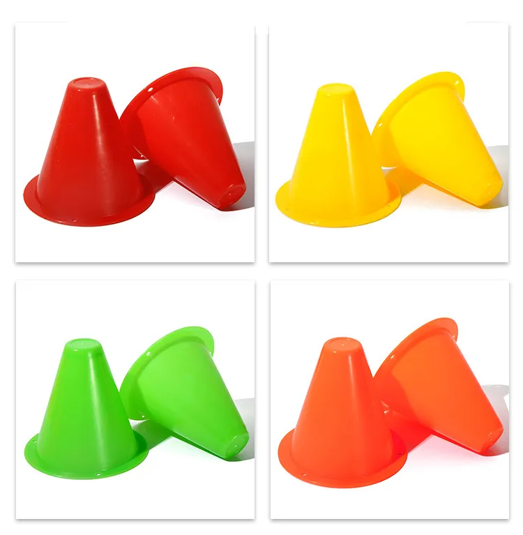 10 cônes d'entraînement de football accessoires de cadre de marqueur en  plastique d'obstacle de football-vert - Cdiscount Jeux - Jouets