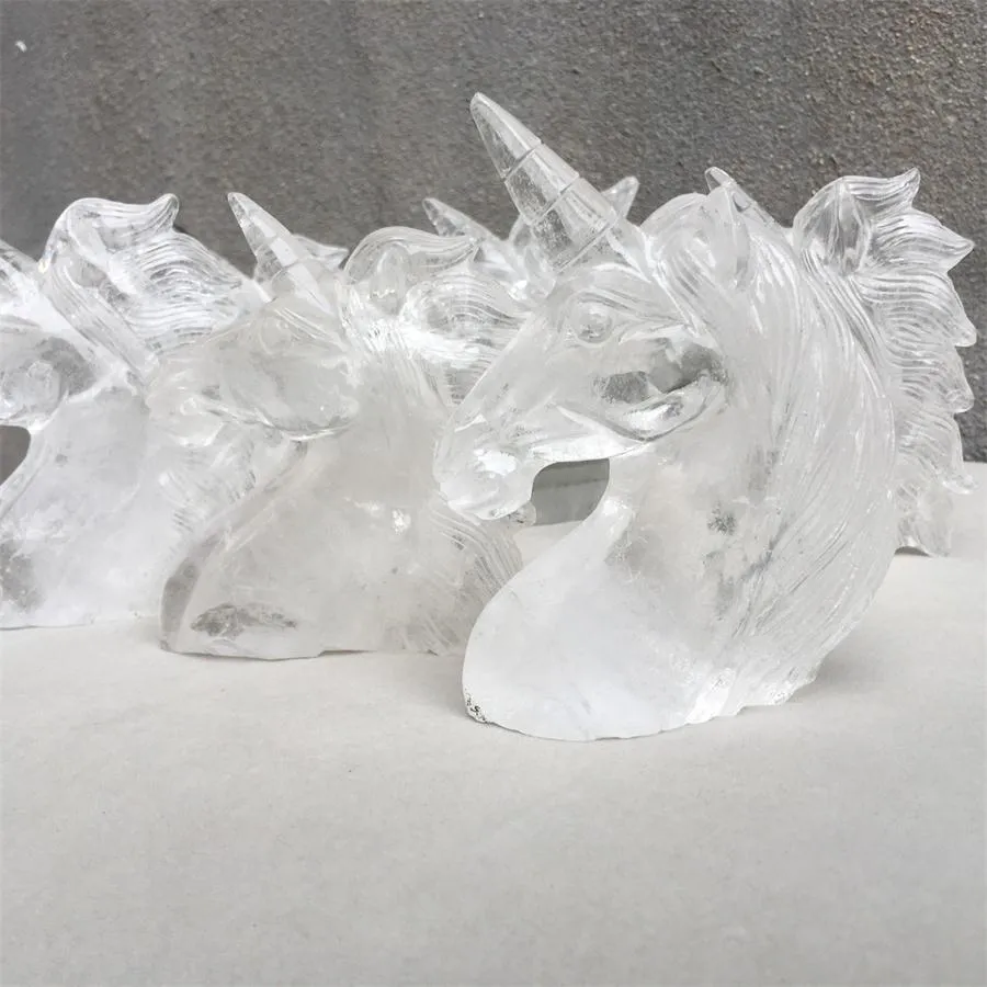 Manual esculpimento natural Clear Clear White Quartz Unicorn Skull Cristal Crecing for Home Decoration Stone Skull2710265