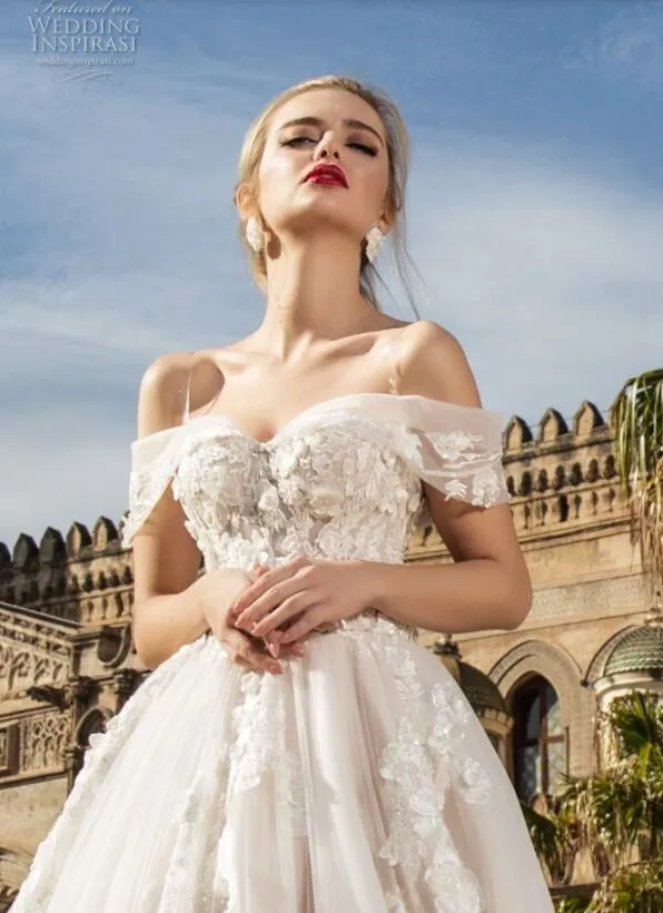 Off Shoulder Backless Bohemian Wedding Dresses Sweep Train Tulle 3D ...