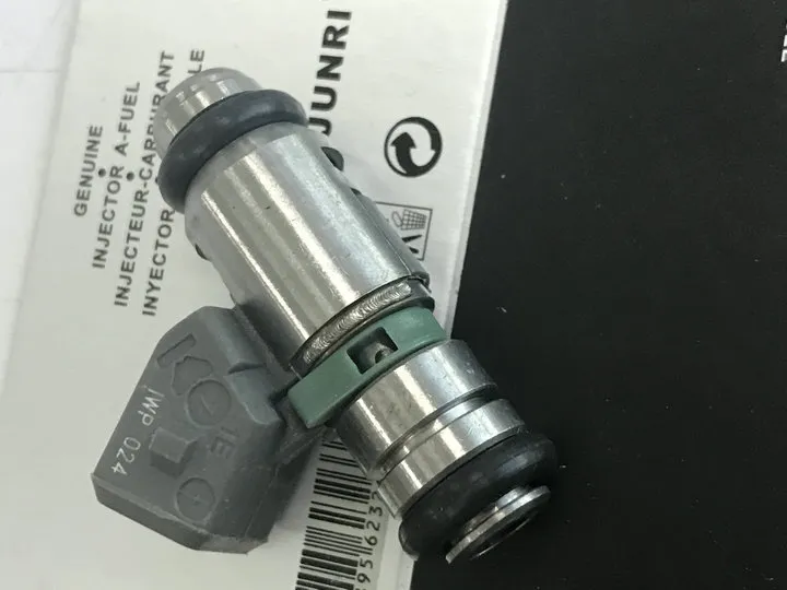 Ka24de Injectors For VW, Gol, Parati IWP 024, 50100702, 0269980312 From