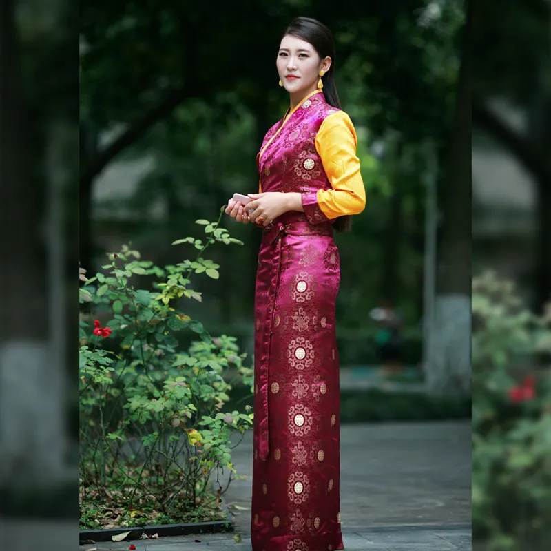 Abbigliamento tibetano best sale
