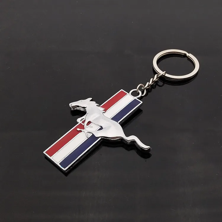 Passning för Ford Mustang 3D -present Running Horse Chrome Metal äkta nyckelring Auto Keychain Keyring Car Styling