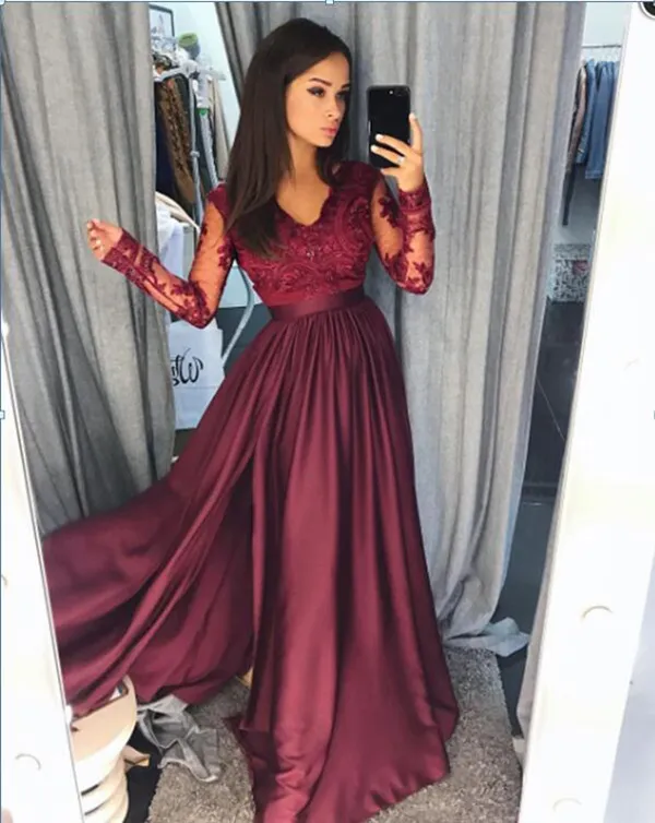 Vestidos de Noche elegantes con escote en V, corte en A, mangas largas, Apliques de encaje burdeos, vestidos de graduación con abertura sexy, vestidos de noche