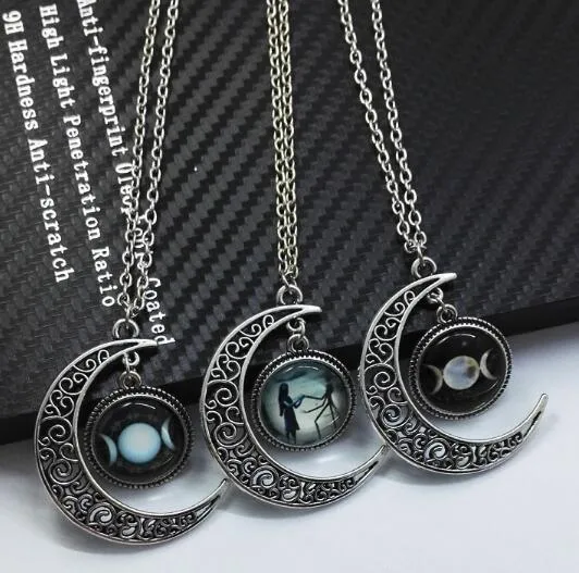 Hot New Triple Moon Goddess Svart Wiccan Halsband med Star Moon Gems är moderna och utsökta