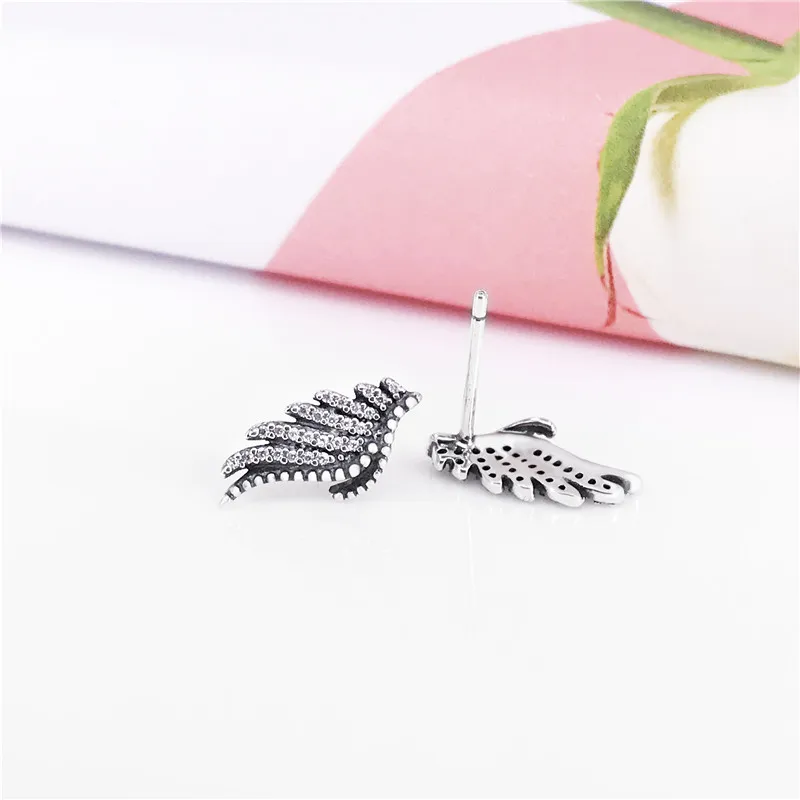 Pandora majestic shop feather earrings