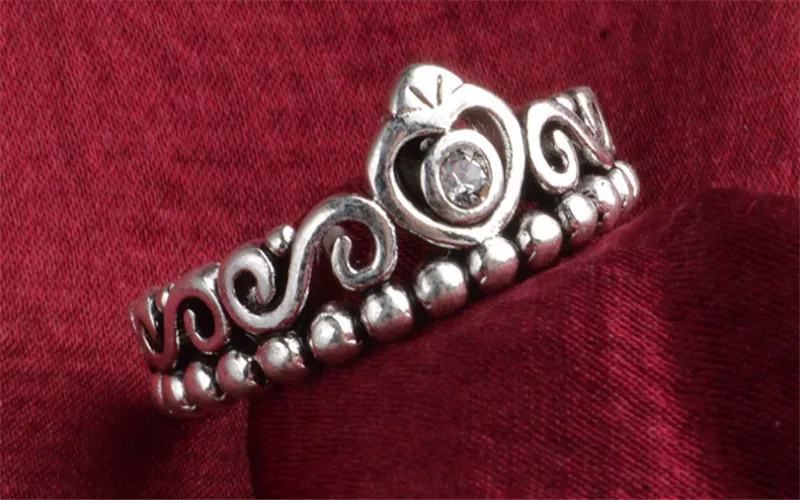 Sıcak satış yeni 925 Sterling Gümüş Tarz Yüzükleri Kadınlar İçin Taç Düğün Nişan Yüzüğü Moda Fine Jewelry8444058