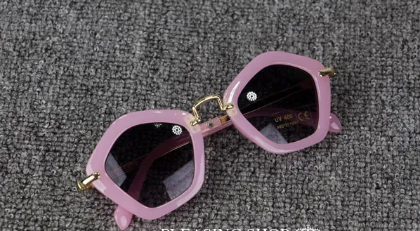 2018 Fashion Sunglasses Shades Google Trendy Jongens Meisjes Designer Zonnebril Kinderen UV400 Zonnebril Tieners Fashion Frame Kids Eyewear