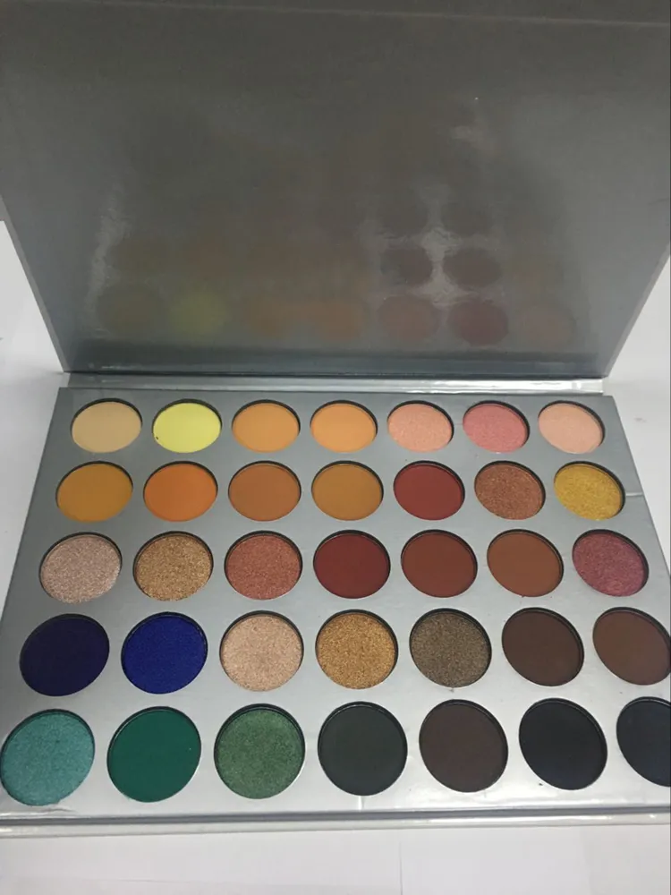 Le plus récent maquillage fard à paupières 35 couleurs palette de fards à paupières datant Palettes fard à paupières 2021 cadeau de Noël