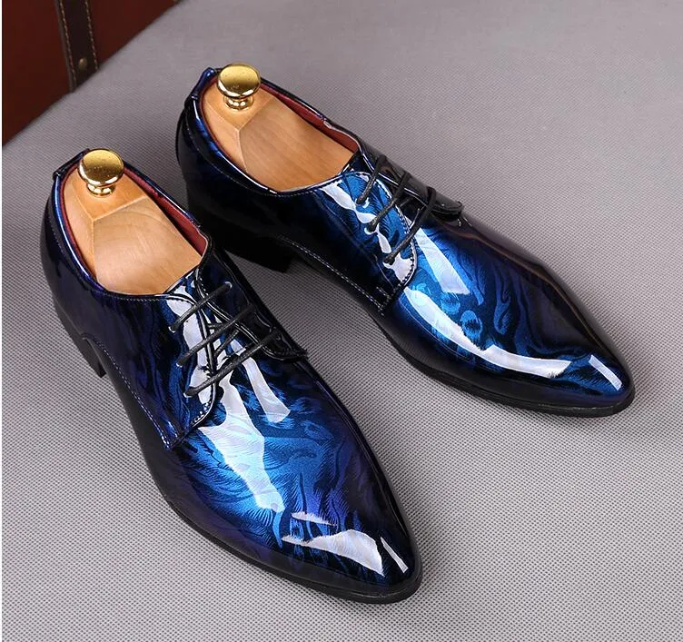 Moda Men's Dress Shoes PU Couro Drivante Casual Oxfords Flats Sapatos mensais Mocassins Oxford Business Driving Swoerfers Walking