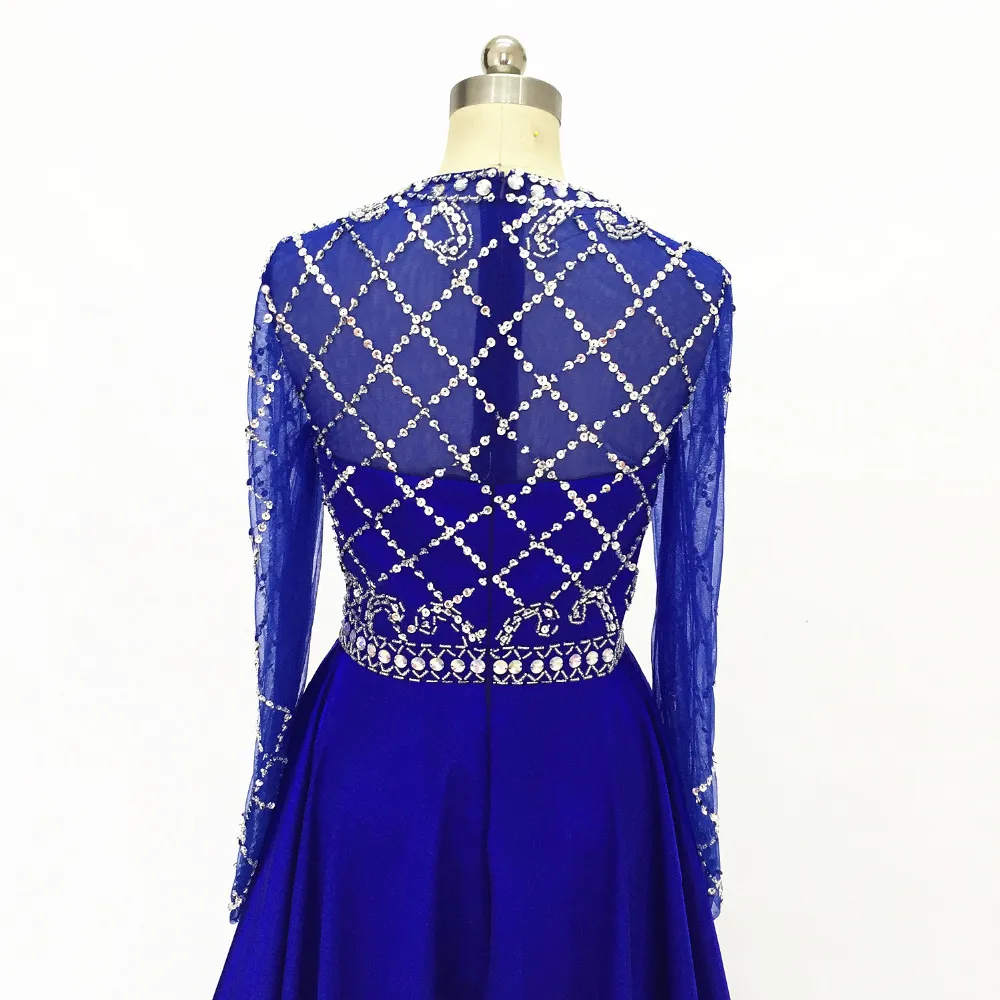 Çarpıcı Kraliyet Mavi Uzun Kollu Pageant Balo Elbiseleri 2022 Yüksek Boyun İllüzyon Kristal Boncuklu Pullu A Hat Saten Hollow Back Hith Everin6554122