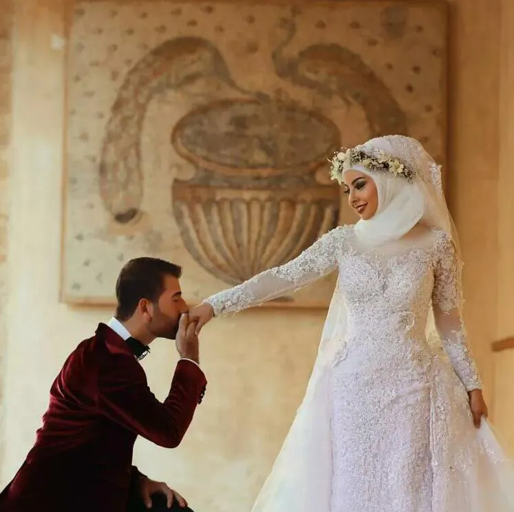 Robes de mariée sirène à manches longues en dentelle musulmane avec jupe détachable perles en tulle robes de mariée, plus la taille sur mesure fabriquée à partir de la Chine EN12139